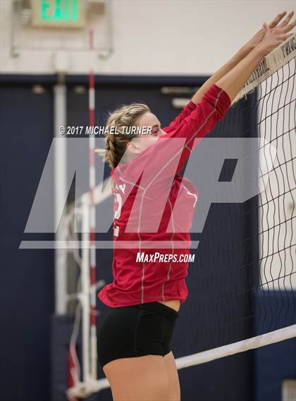 Thumbnail 2 in Montgomery vs. Shasta photogallery.