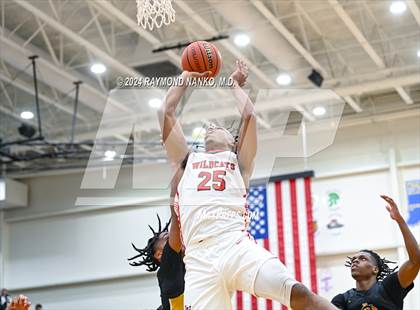 Thumbnail 2 in Avon vs. Lawrence North (ISHAA 4A Region 5 Final)  photogallery.