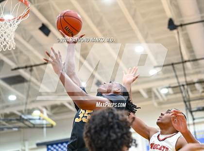 Thumbnail 1 in Avon vs. Lawrence North (ISHAA 4A Region 5 Final)  photogallery.