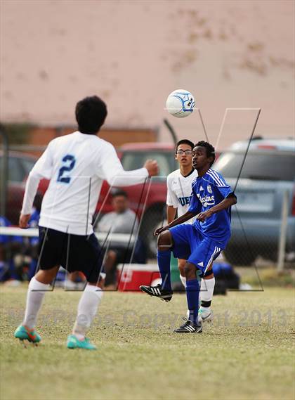 Thumbnail 2 in Catalina vs Pueblo (Panther Tournament) photogallery.