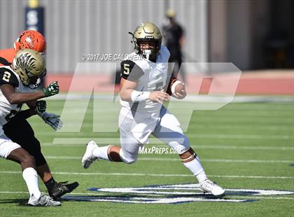 Thumbnail 2 in Foster vs Burbank (Class 5A Div I Bidistrict) photogallery.