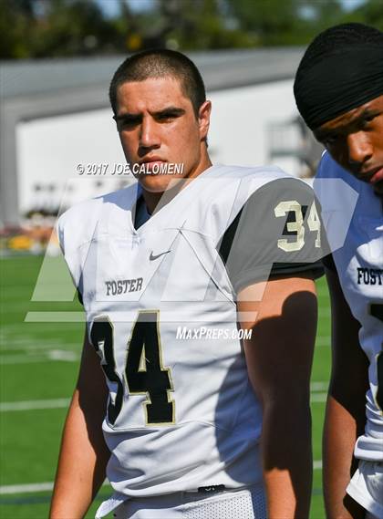 Thumbnail 2 in Foster vs Burbank (Class 5A Div I Bidistrict) photogallery.