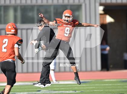 Thumbnail 1 in Foster vs Burbank (Class 5A Div I Bidistrict) photogallery.