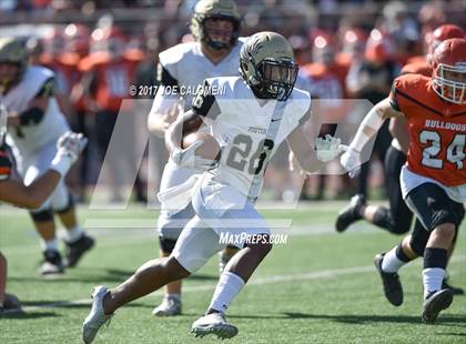 Thumbnail 1 in Foster vs Burbank (Class 5A Div I Bidistrict) photogallery.