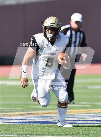 Thumbnail 2 in Foster vs Burbank (Class 5A Div I Bidistrict) photogallery.