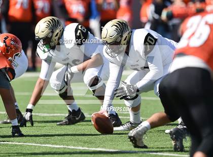 Thumbnail 3 in Foster vs Burbank (Class 5A Div I Bidistrict) photogallery.