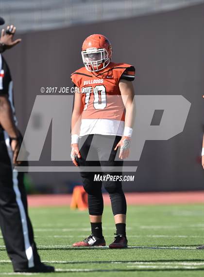 Thumbnail 1 in Foster vs Burbank (Class 5A Div I Bidistrict) photogallery.