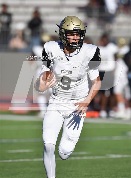 Thumbnail 3 in Foster vs Burbank (Class 5A Div I Bidistrict) photogallery.