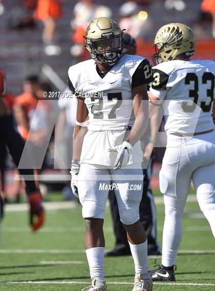 Thumbnail 3 in Foster vs Burbank (Class 5A Div I Bidistrict) photogallery.