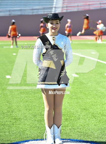 Thumbnail 2 in Foster vs Burbank (Class 5A Div I Bidistrict) photogallery.
