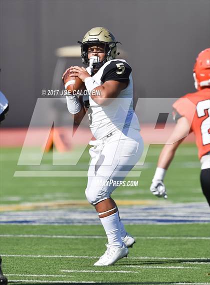Thumbnail 3 in Foster vs Burbank (Class 5A Div I Bidistrict) photogallery.