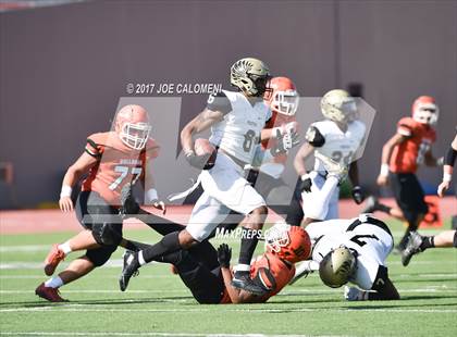 Thumbnail 1 in Foster vs Burbank (Class 5A Div I Bidistrict) photogallery.