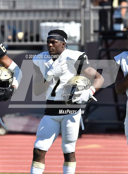 Thumbnail 1 in Foster vs Burbank (Class 5A Div I Bidistrict) photogallery.