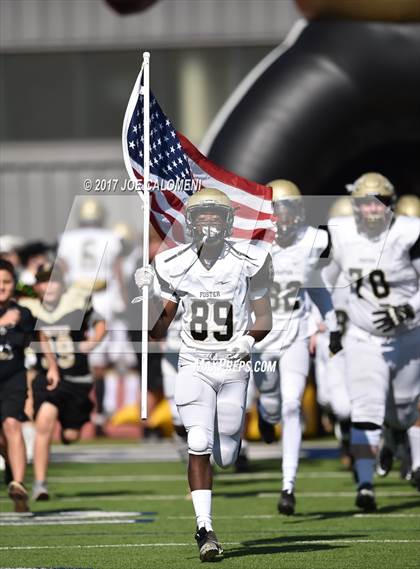 Thumbnail 1 in Foster vs Burbank (Class 5A Div I Bidistrict) photogallery.