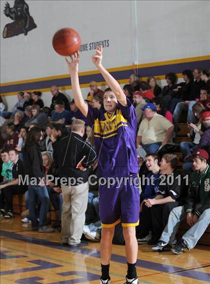 Thumbnail 3 in Clayton vs Spring Valley (Clayton Holiday Tournament) photogallery.