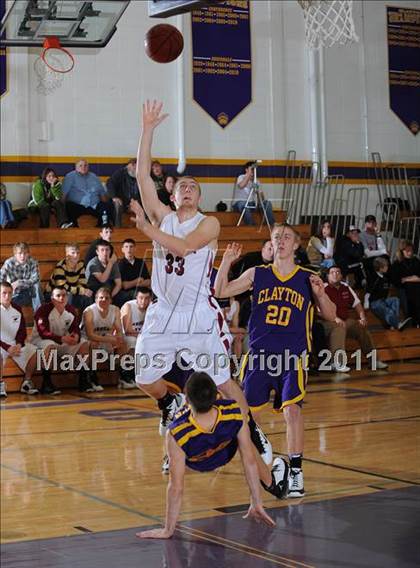 Thumbnail 2 in Clayton vs Spring Valley (Clayton Holiday Tournament) photogallery.