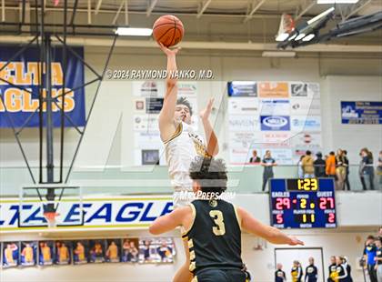 Thumbnail 1 in Shelbyville @ Delta photogallery.
