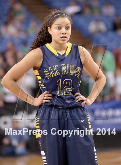 Thumbnail 2 in Oak Ridge vs. St. Mary's (CIF SJS D1 Final) photogallery.