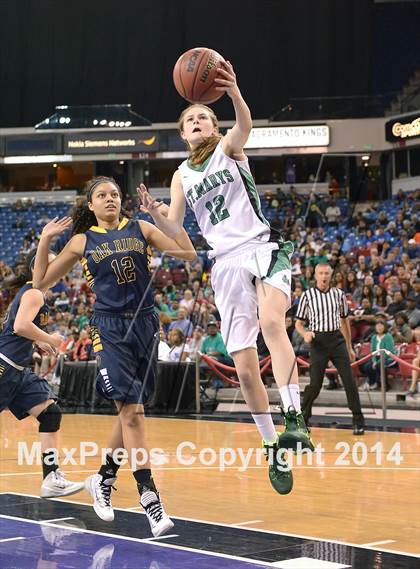 Thumbnail 1 in Oak Ridge vs. St. Mary's (CIF SJS D1 Final) photogallery.