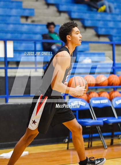 Thumbnail 3 in Coppell @ Plano West photogallery.