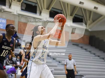 Thumbnail 3 in Bakersfield @ Clovis North photogallery.