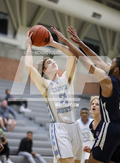 Thumbnail 3 in Bakersfield @ Clovis North photogallery.