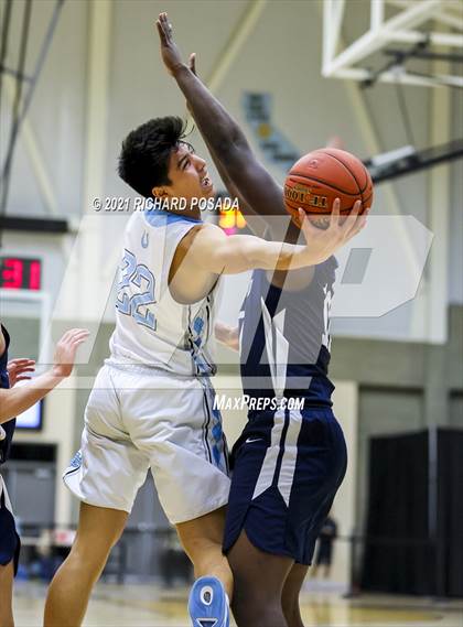 Thumbnail 2 in Bakersfield @ Clovis North photogallery.