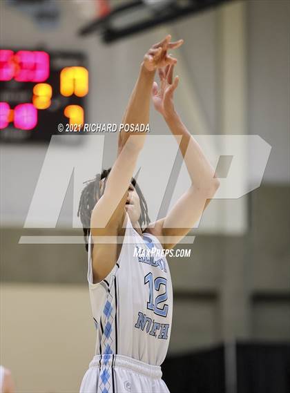 Thumbnail 2 in Bakersfield @ Clovis North photogallery.