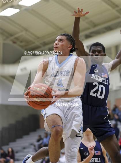Thumbnail 1 in Bakersfield @ Clovis North photogallery.