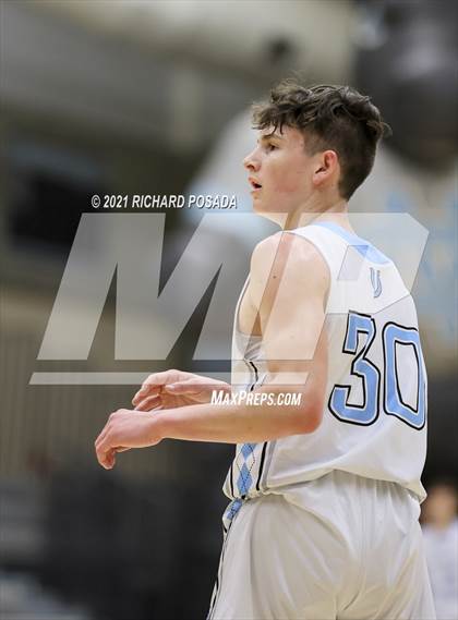 Thumbnail 2 in Bakersfield @ Clovis North photogallery.