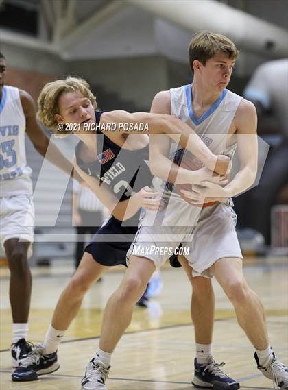 Thumbnail 2 in Bakersfield @ Clovis North photogallery.