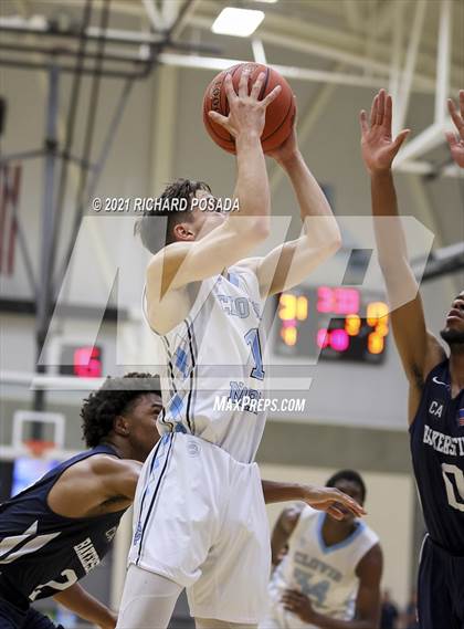 Thumbnail 2 in Bakersfield @ Clovis North photogallery.