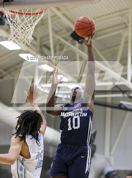 Thumbnail 3 in Bakersfield @ Clovis North photogallery.