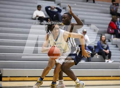 Thumbnail 1 in Bakersfield @ Clovis North photogallery.
