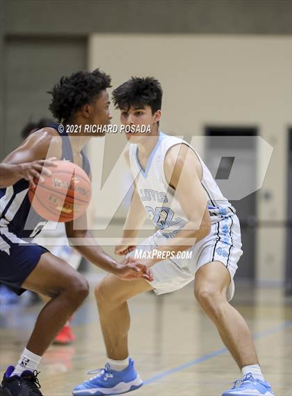 Thumbnail 3 in Bakersfield @ Clovis North photogallery.