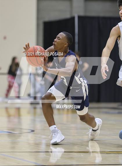 Thumbnail 3 in Bakersfield @ Clovis North photogallery.