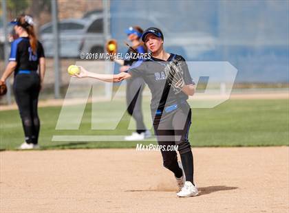 Thumbnail 2 in Ramona @ Del Norte photogallery.