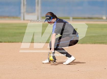 Thumbnail 2 in Ramona @ Del Norte photogallery.