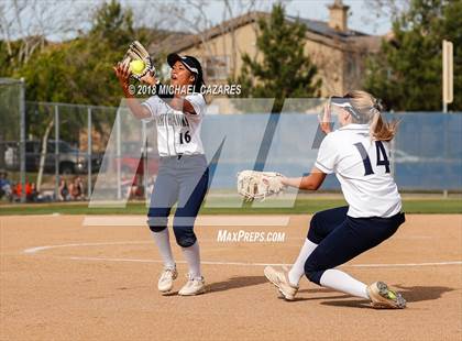 Thumbnail 3 in Ramona @ Del Norte photogallery.
