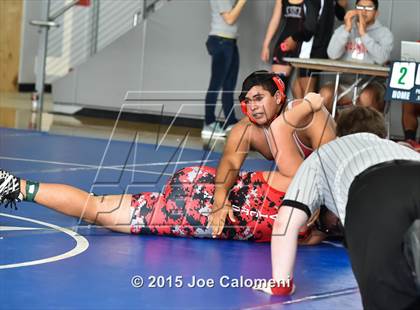 Thumbnail 3 in San Antonio Lee Invitational photogallery.
