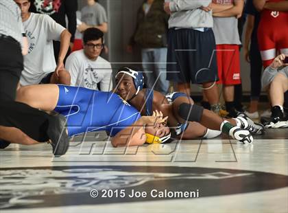Thumbnail 3 in San Antonio Lee Invitational photogallery.