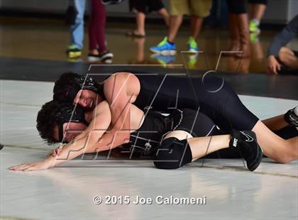 Thumbnail 3 in San Antonio Lee Invitational photogallery.