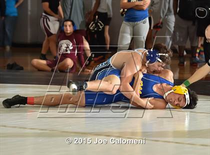 Thumbnail 2 in San Antonio Lee Invitational photogallery.
