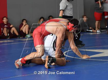 Thumbnail 2 in San Antonio Lee Invitational photogallery.