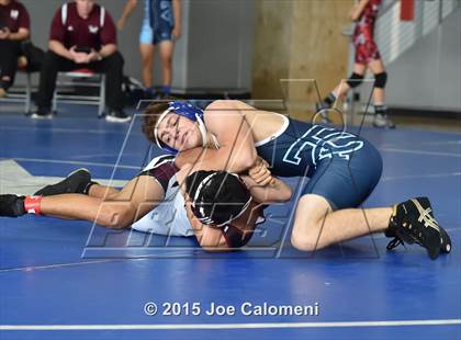 Thumbnail 2 in San Antonio Lee Invitational photogallery.