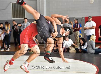 Thumbnail 1 in San Antonio Lee Invitational photogallery.