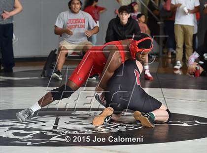 Thumbnail 1 in San Antonio Lee Invitational photogallery.