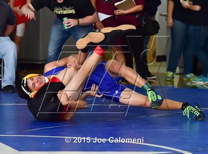 Thumbnail 3 in San Antonio Lee Invitational photogallery.