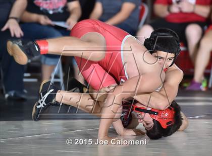 Thumbnail 3 in San Antonio Lee Invitational photogallery.