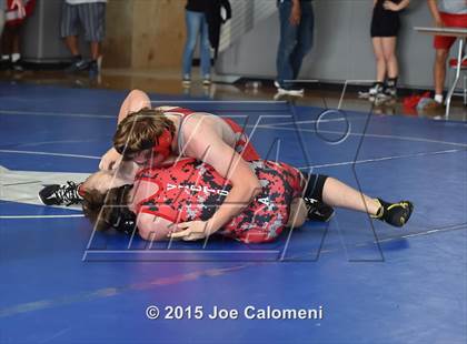 Thumbnail 3 in San Antonio Lee Invitational photogallery.